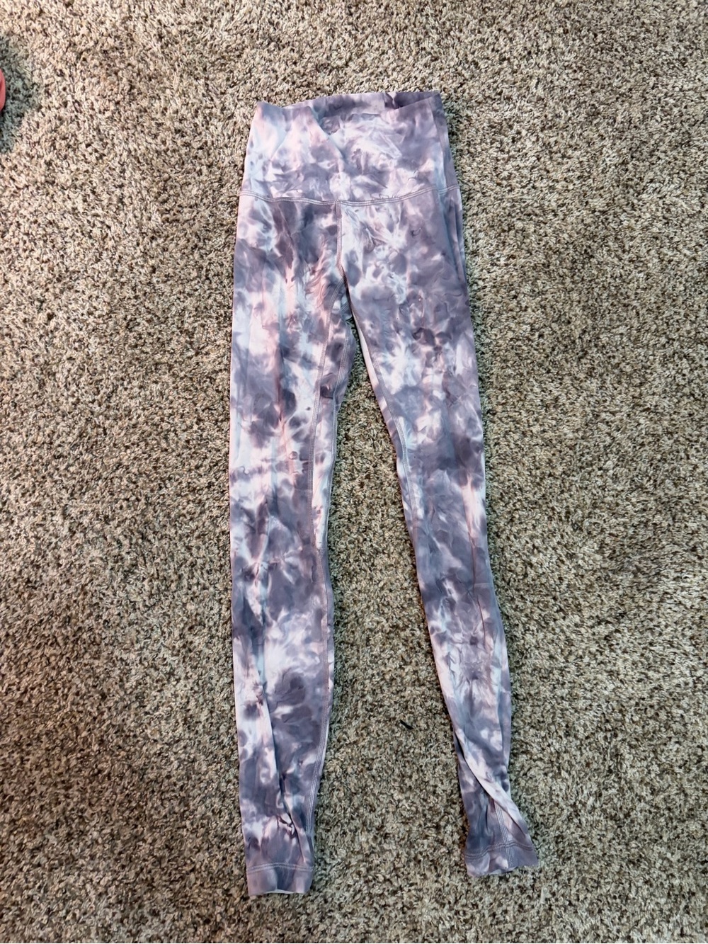 Lululemon purple tye dye align leggings
